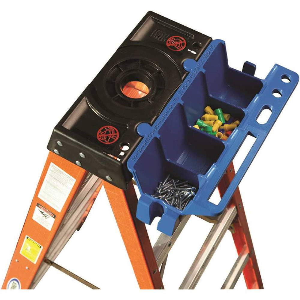 Werner 6 ft. Fiberglass Step Ladder with 300 lb. Load Capacity Type iA Duty